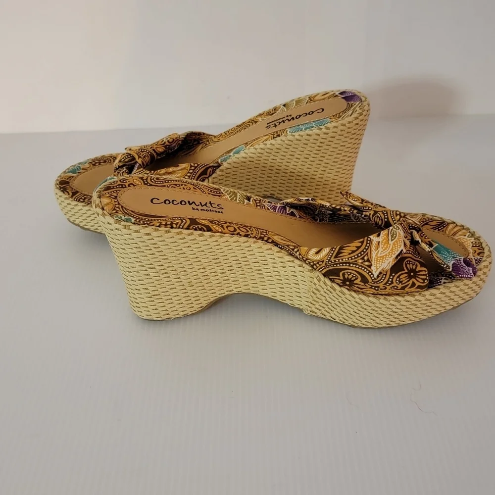 Coconut Concord Wedges sizes 7